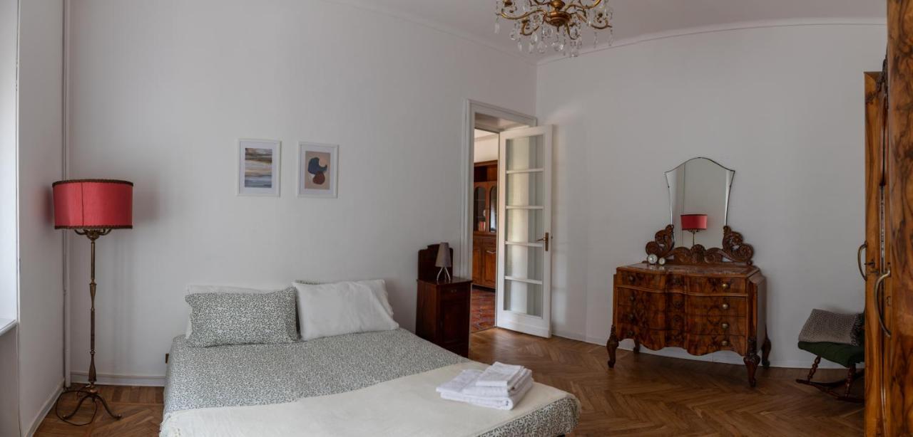 Maison Cecile Appartamento In Villa. Host Marianna Aglie Ngoại thất bức ảnh